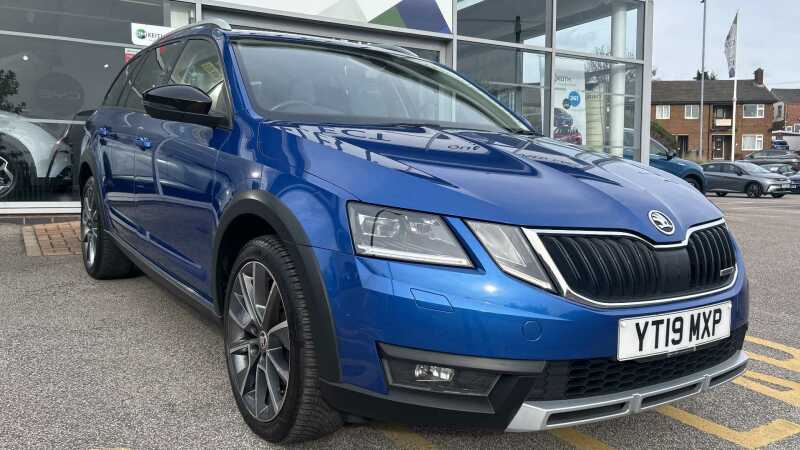 Main listing image - Skoda Octavia Estate