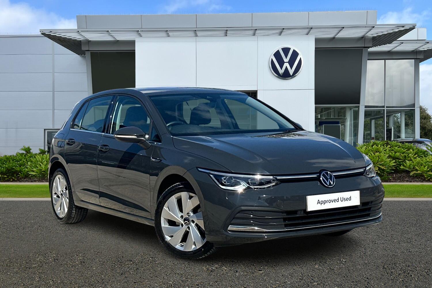 Main listing image - Volkswagen Golf