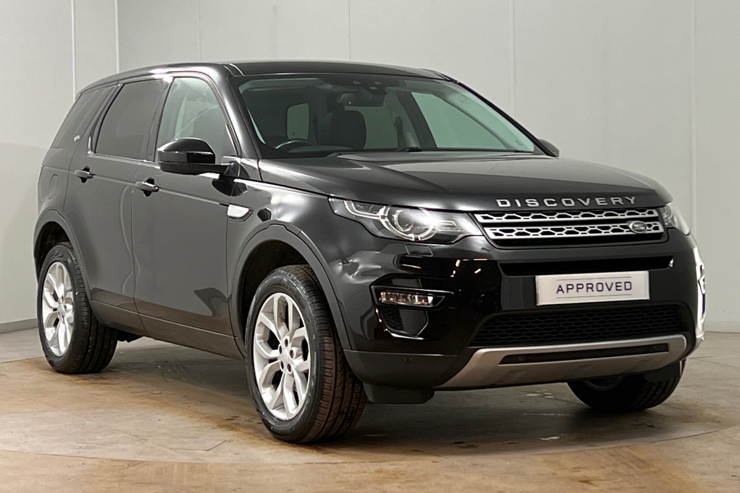 Main listing image - Land Rover Discovery Sport