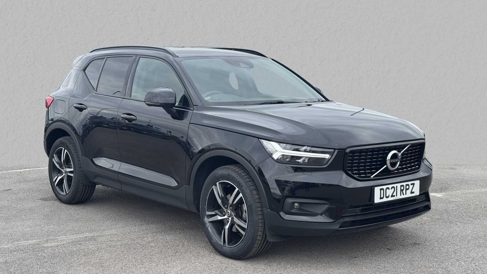 Main listing image - Volvo XC40