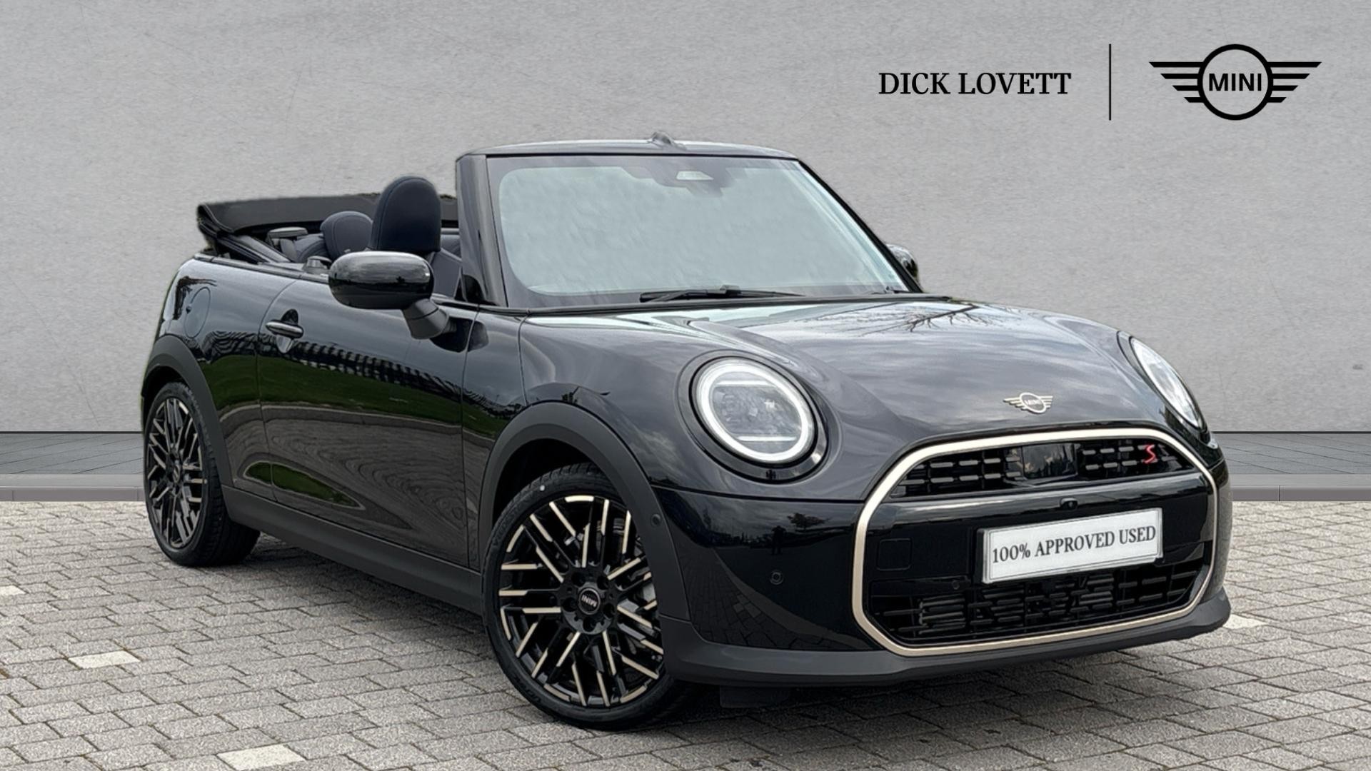 Main listing image - MINI Convertible