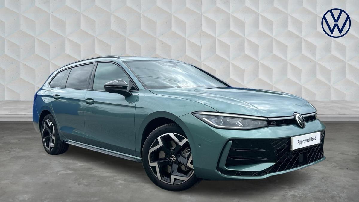 Main listing image - Volkswagen Passat Estate