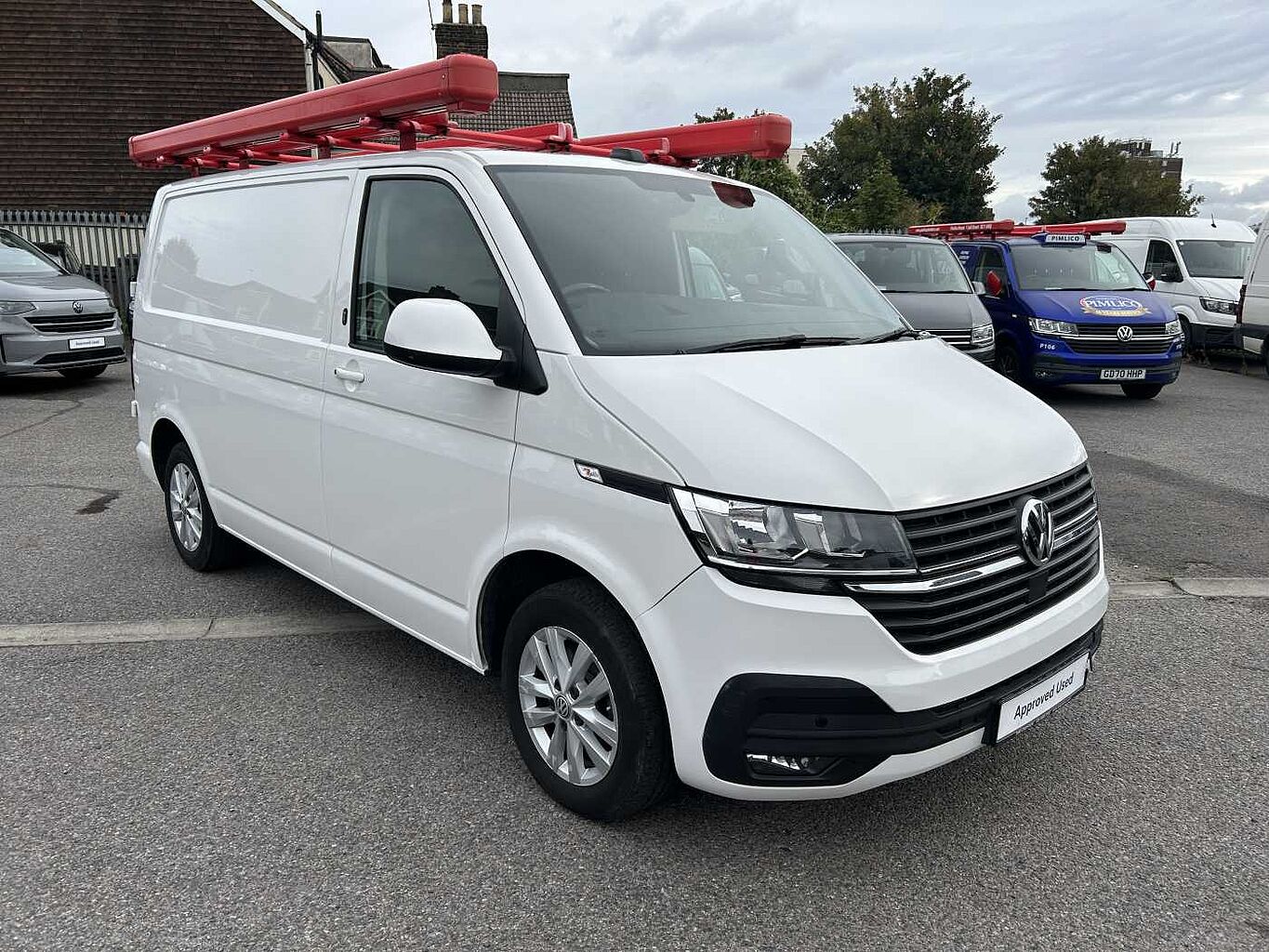 Main listing image - Volkswagen Transporter