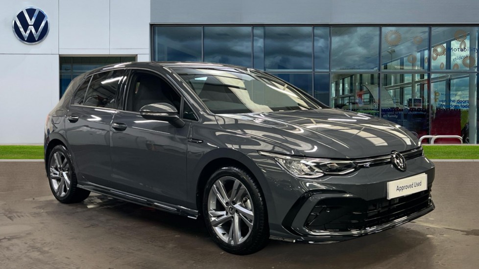 Main listing image - Volkswagen Golf