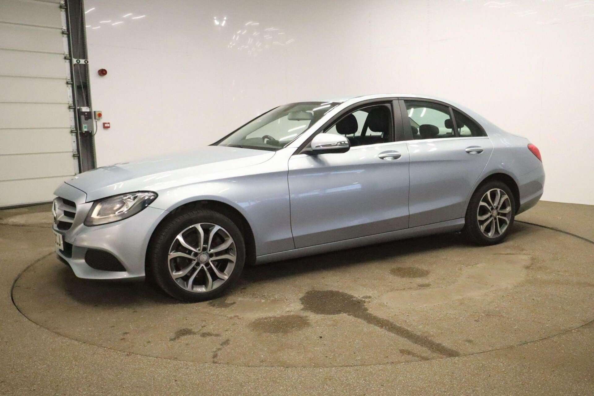 Main listing image - Mercedes-Benz C-Class