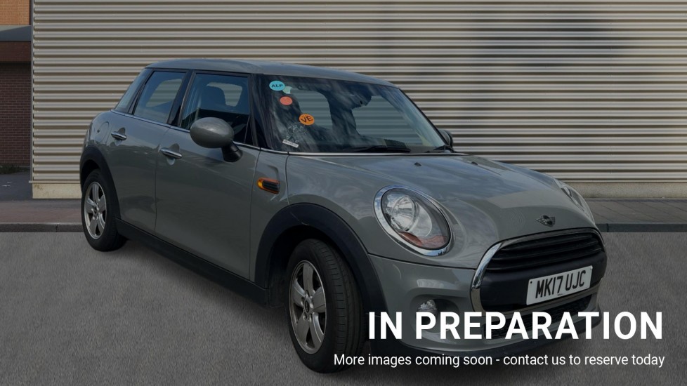 Main listing image - MINI Hatchback 5dr