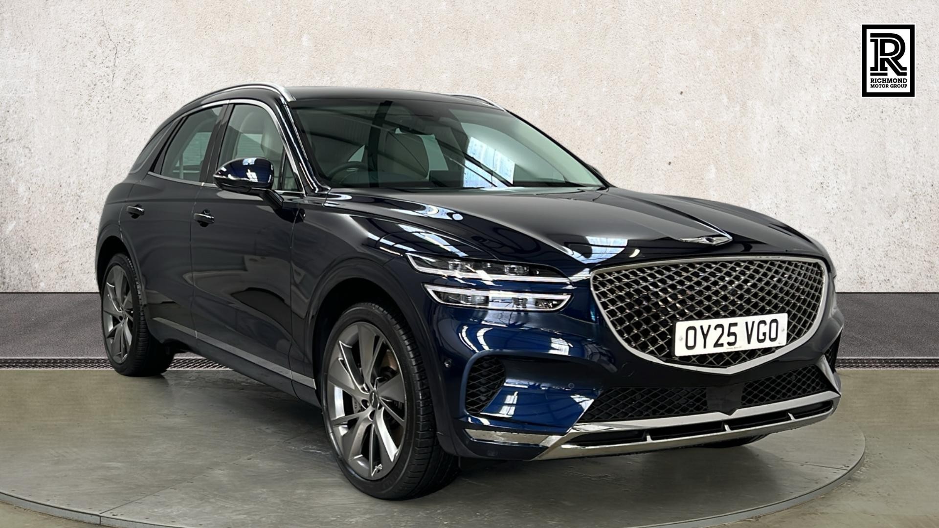 Main listing image - Genesis Gv70