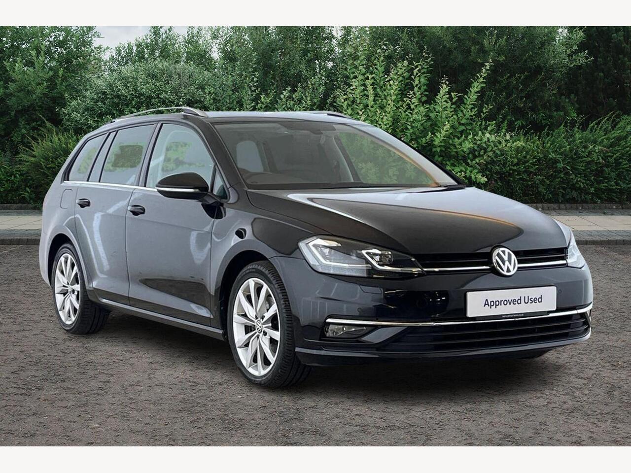 Main listing image - Volkswagen Golf Estate