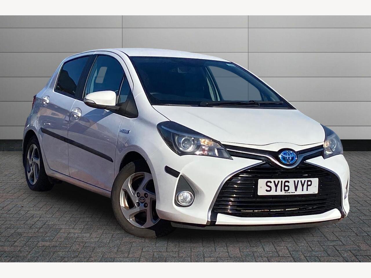 Main listing image - Toyota Yaris
