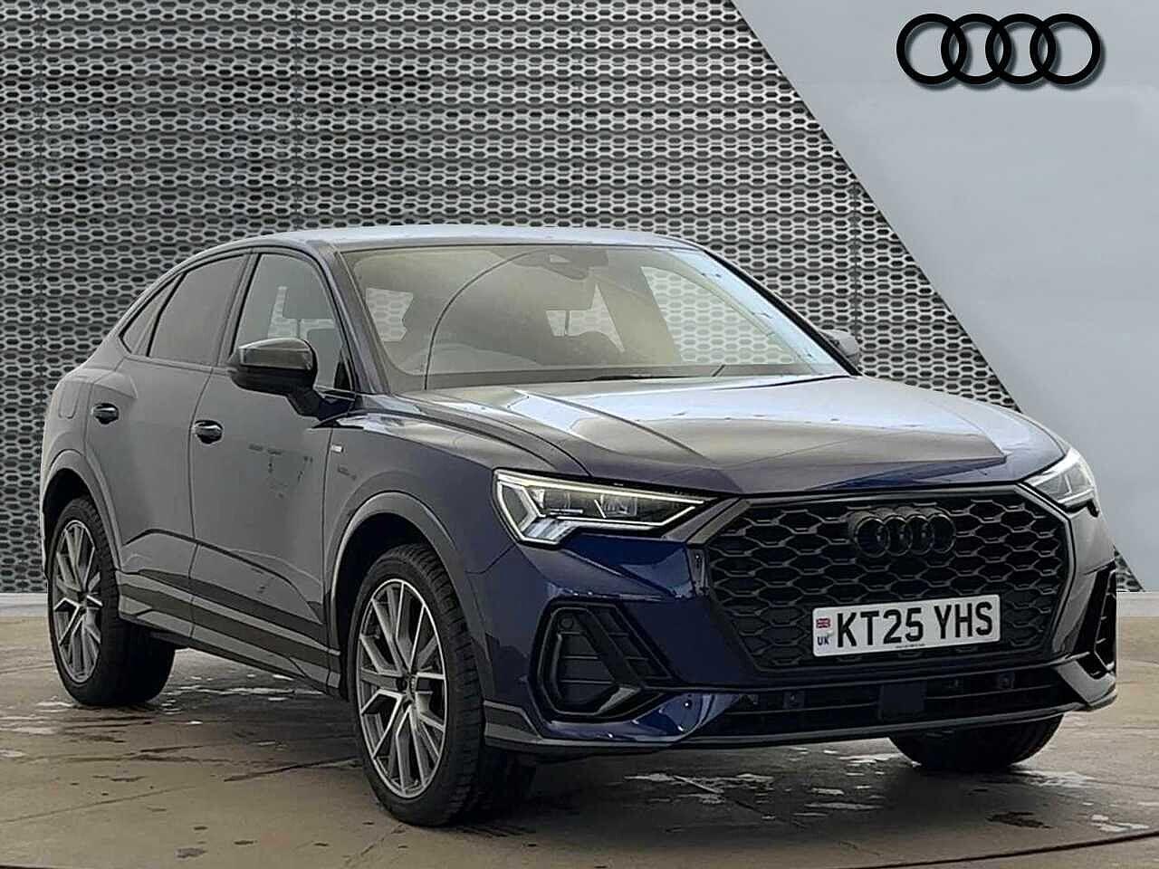 Main listing image - Audi Q3