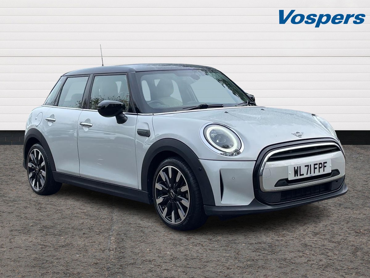 Main listing image - MINI Hatchback 5dr