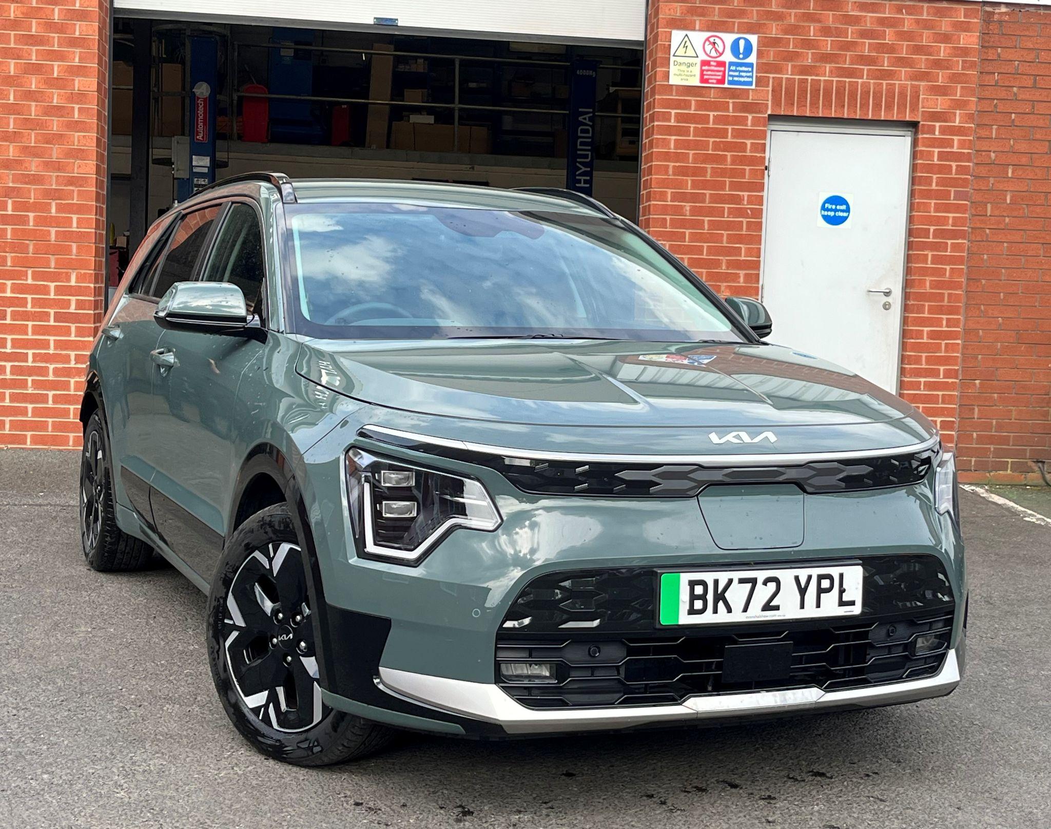 Main listing image - Kia Niro