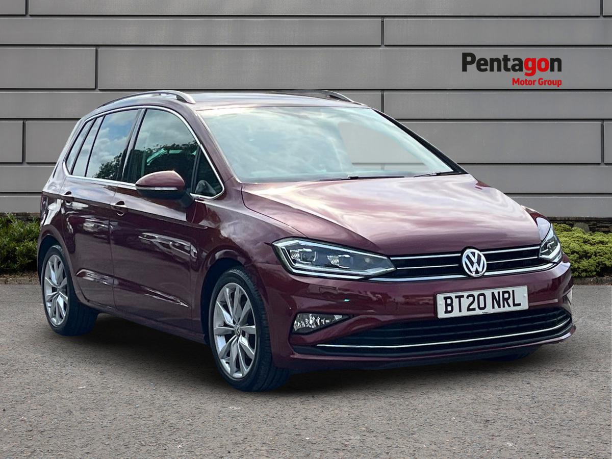 Main listing image - Volkswagen Golf SV