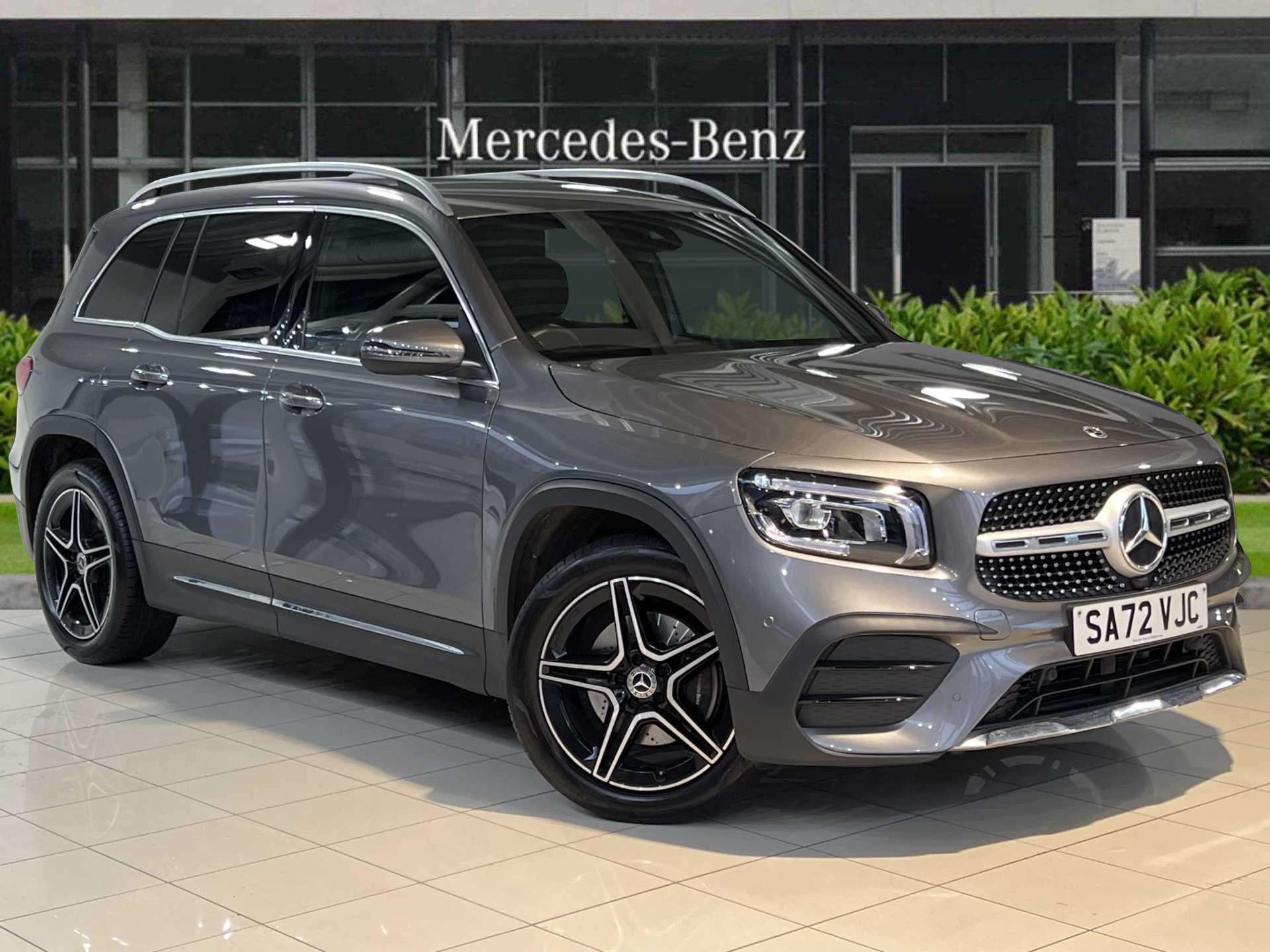 Main listing image - Mercedes-Benz GLB