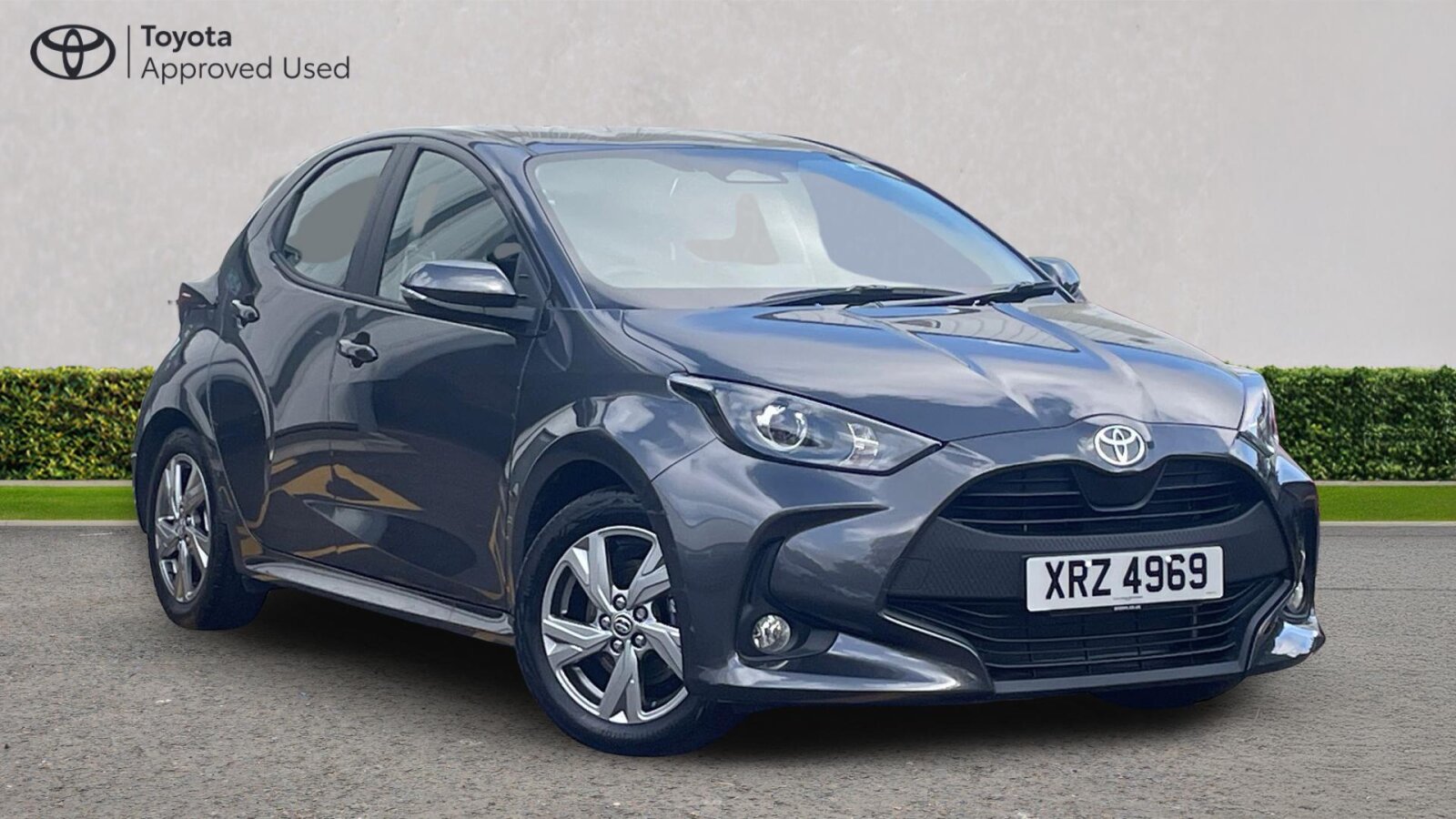 Main listing image - Toyota Yaris
