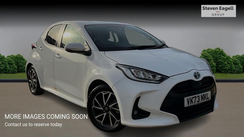 Main listing image - Toyota Yaris