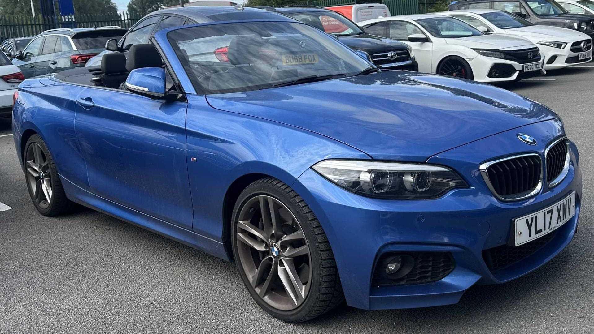 Main listing image - BMW 2 Series Convertible