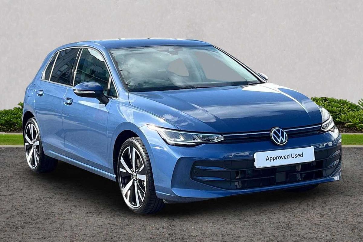 Main listing image - Volkswagen Golf