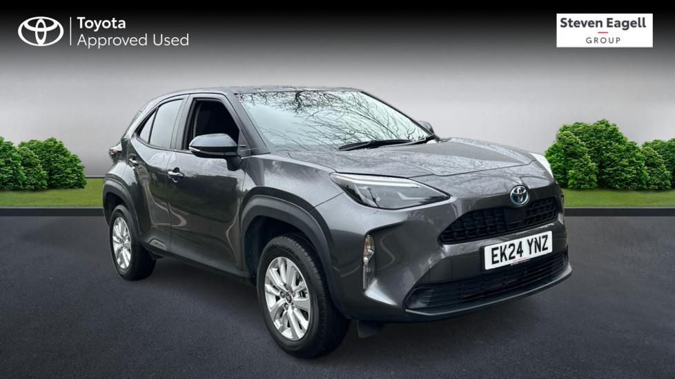 Main listing image - Toyota Yaris Cross