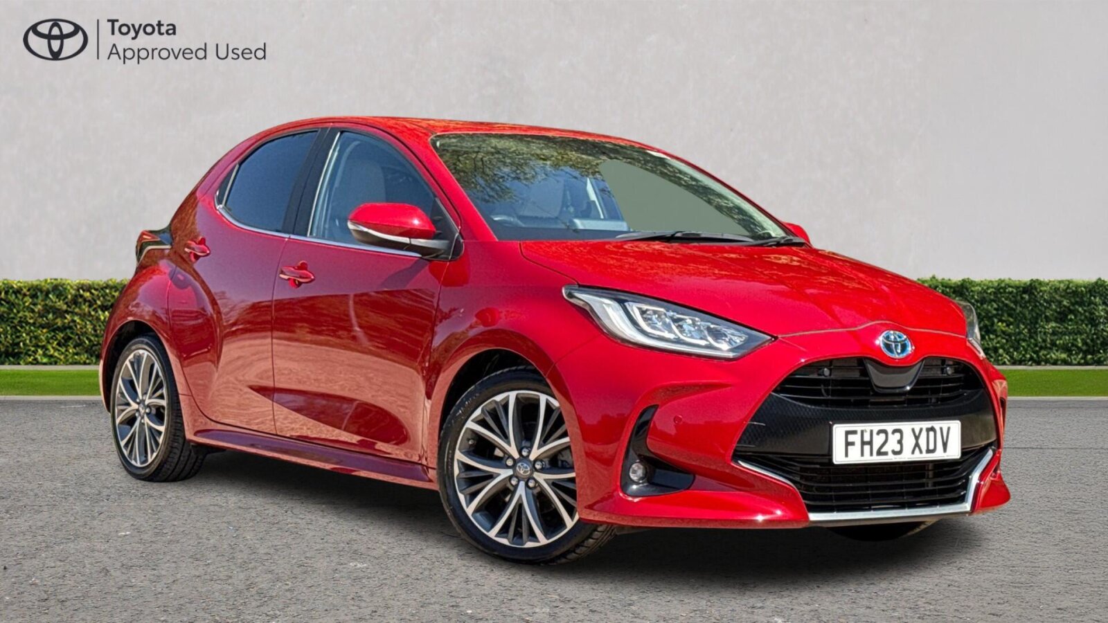 Main listing image - Toyota Yaris
