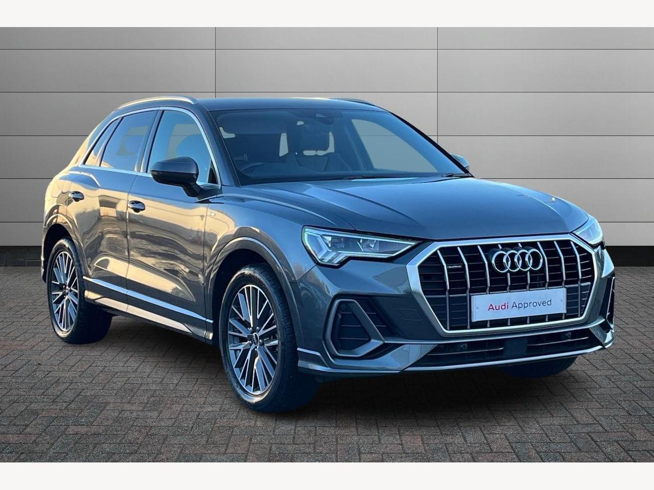 Main listing image - Audi Q3