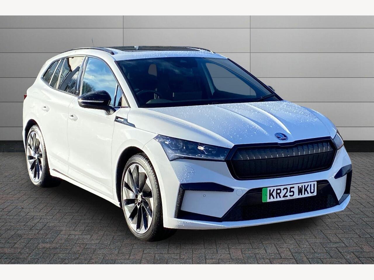 Main listing image - Skoda Enyaq