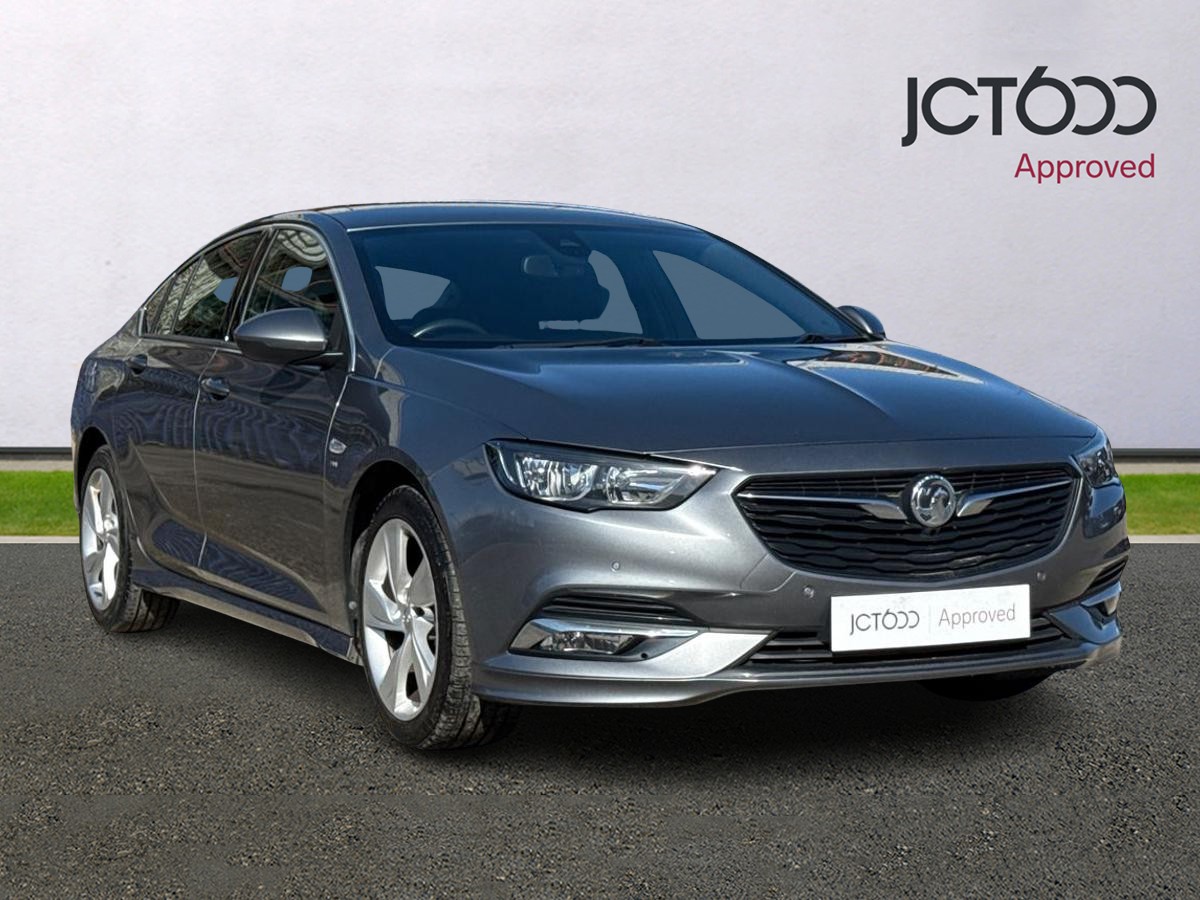 Main listing image - Vauxhall Insignia