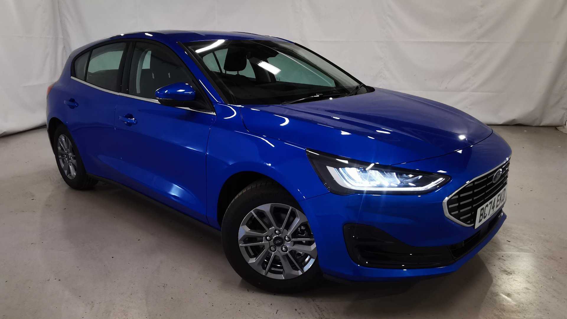 Main listing image - Ford Focus