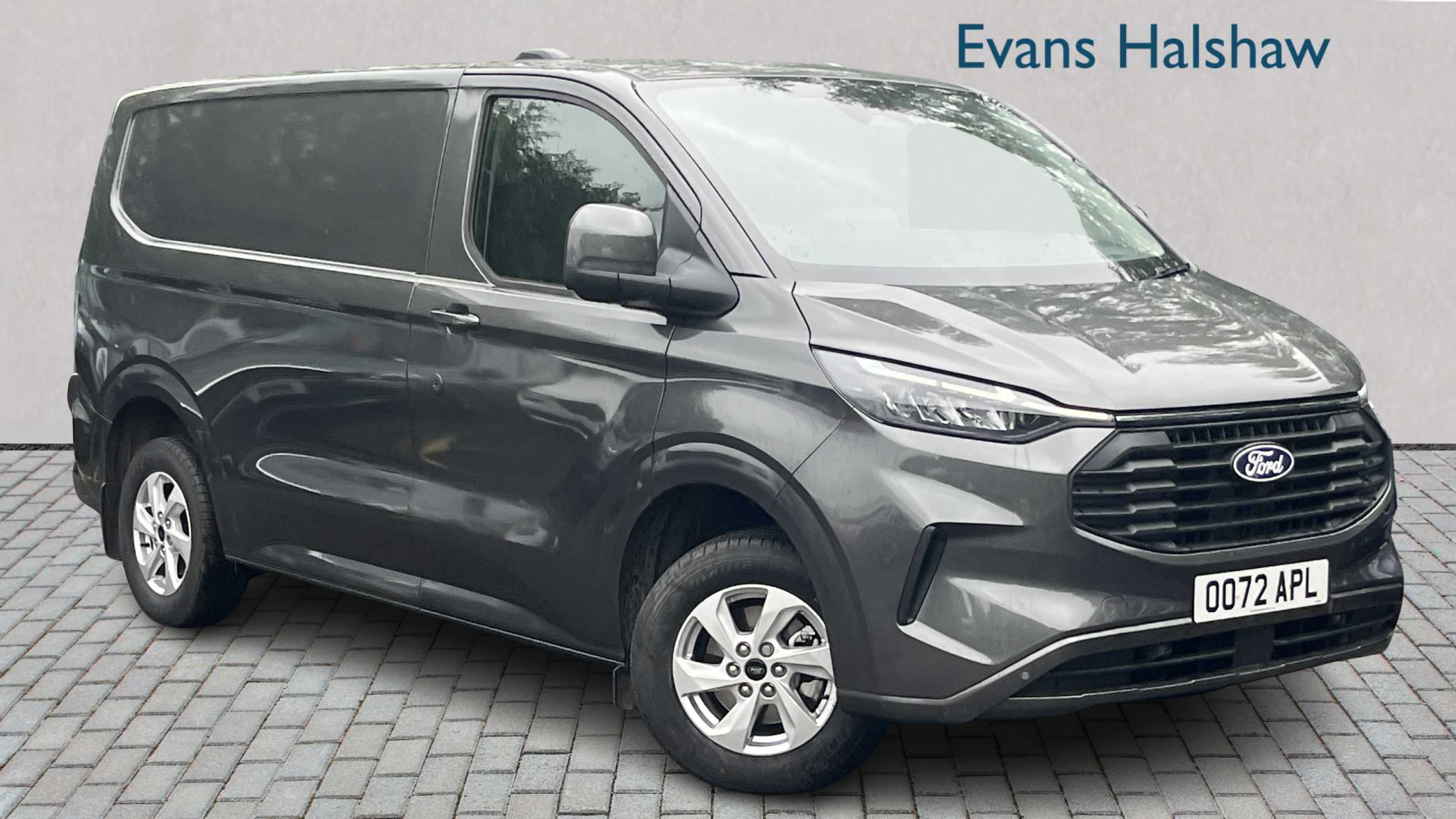 Main listing image - Ford Transit Custom