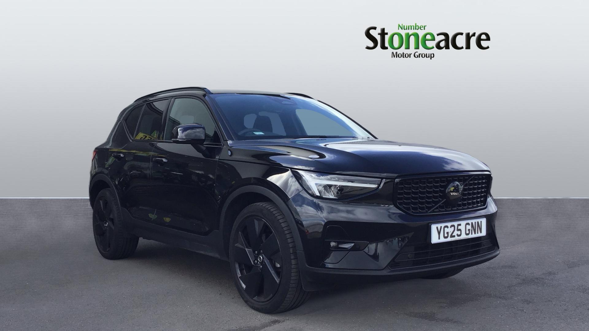 Main listing image - Volvo XC40