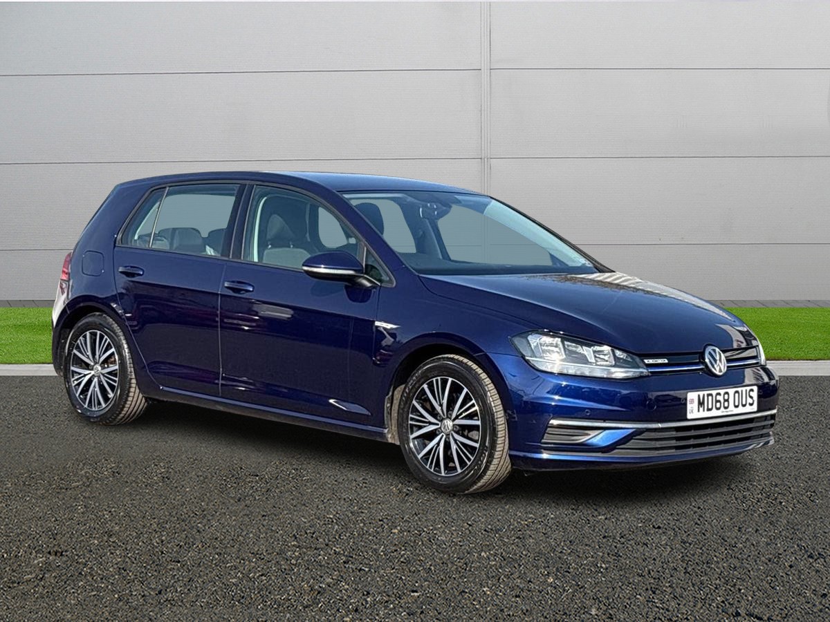 Main listing image - Volkswagen Golf