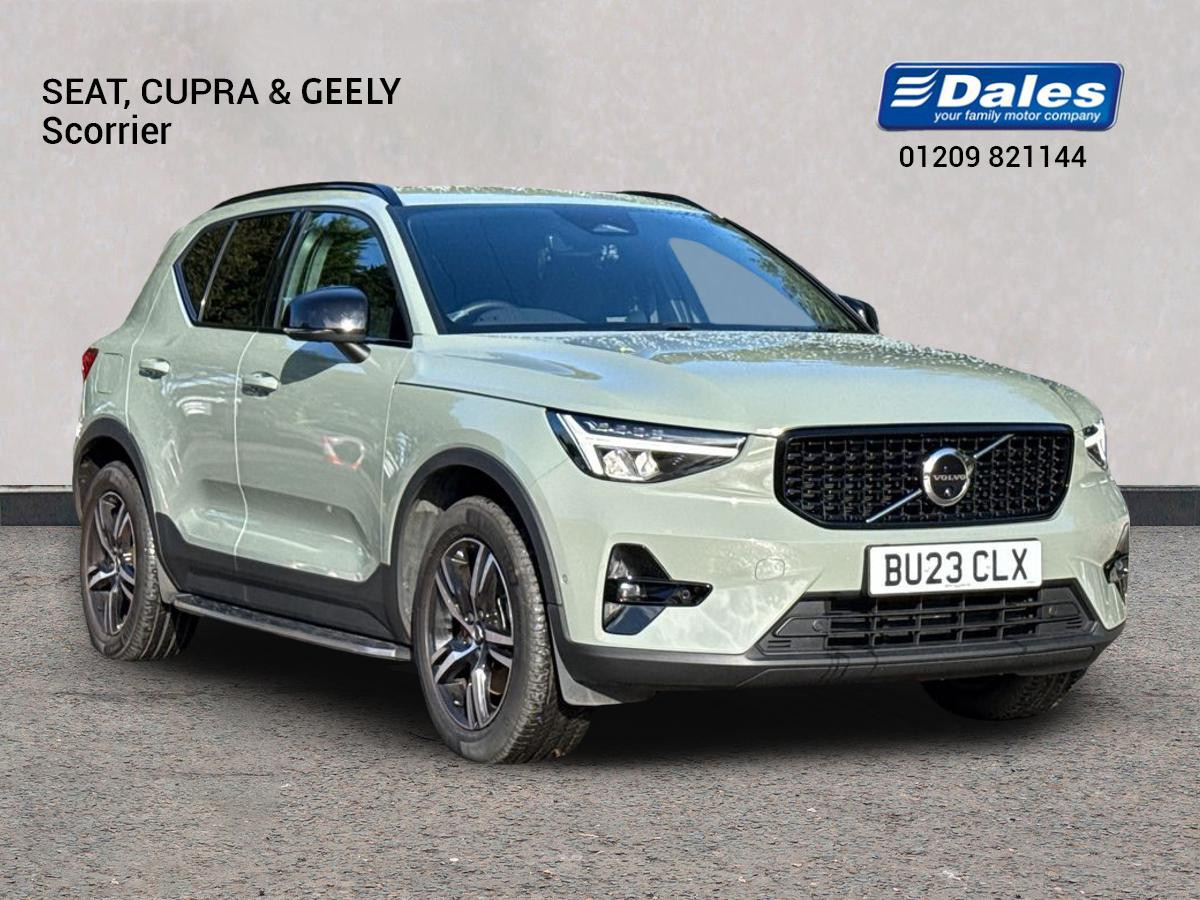 Main listing image - Volvo XC40