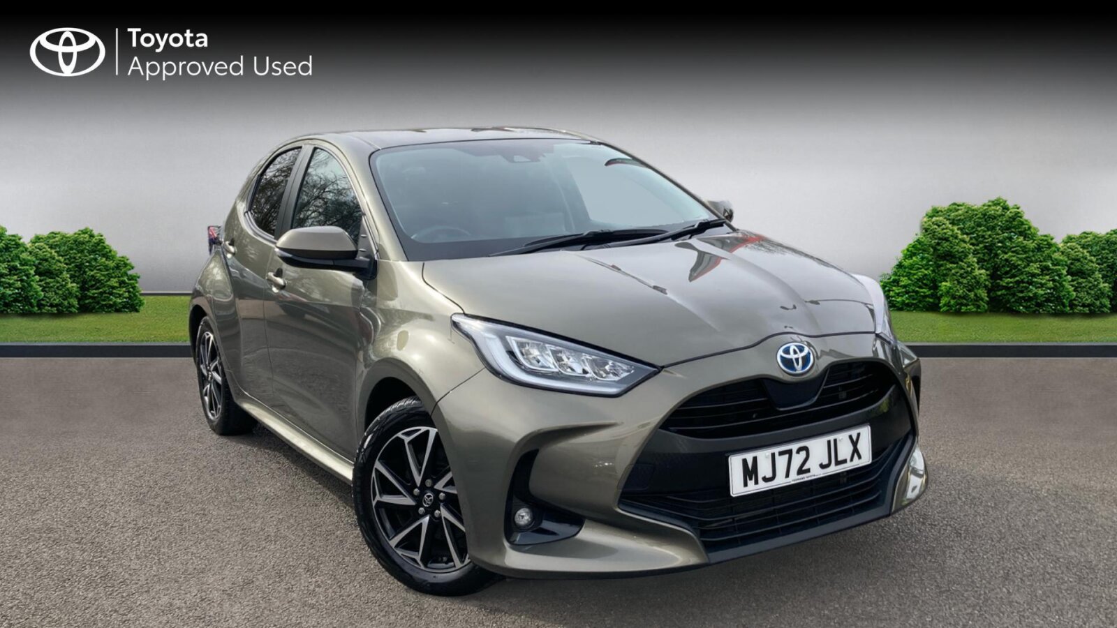 Main listing image - Toyota Yaris