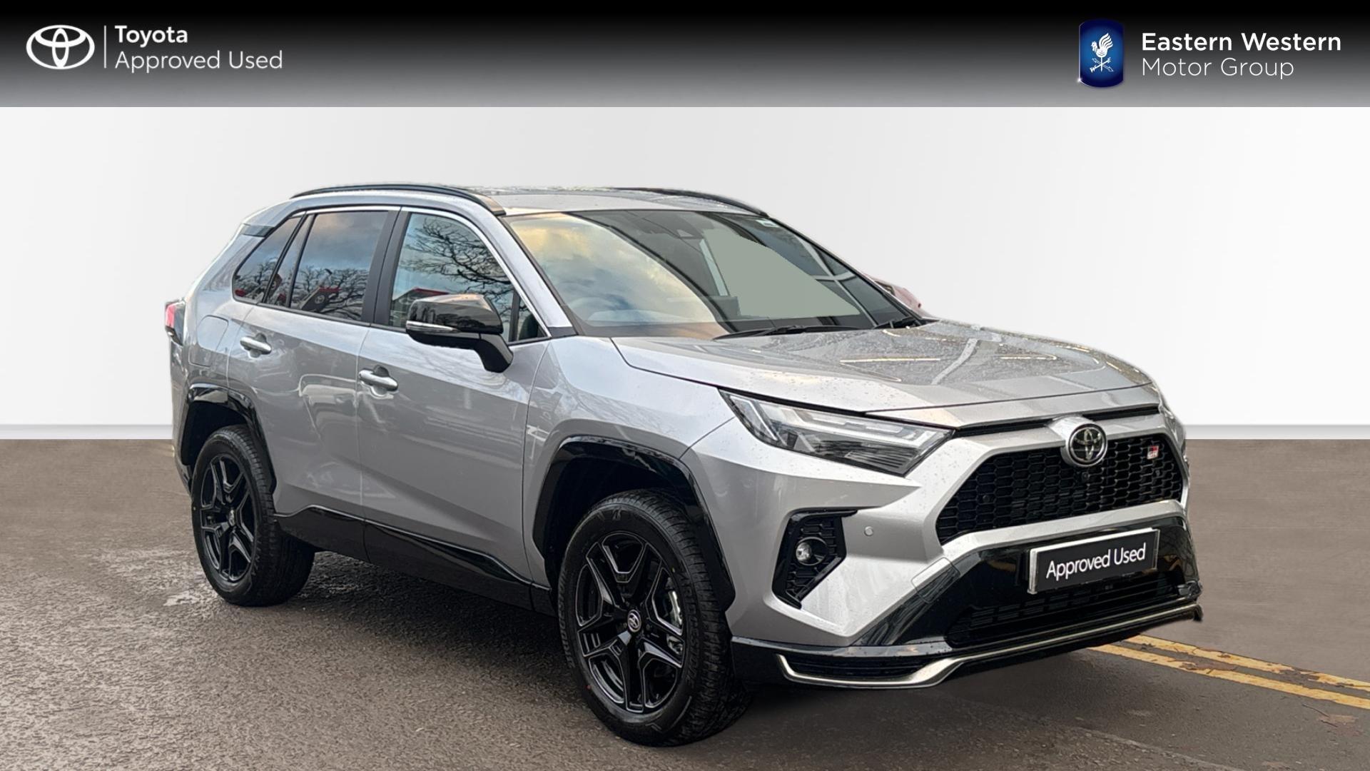 Main listing image - Toyota RAV4