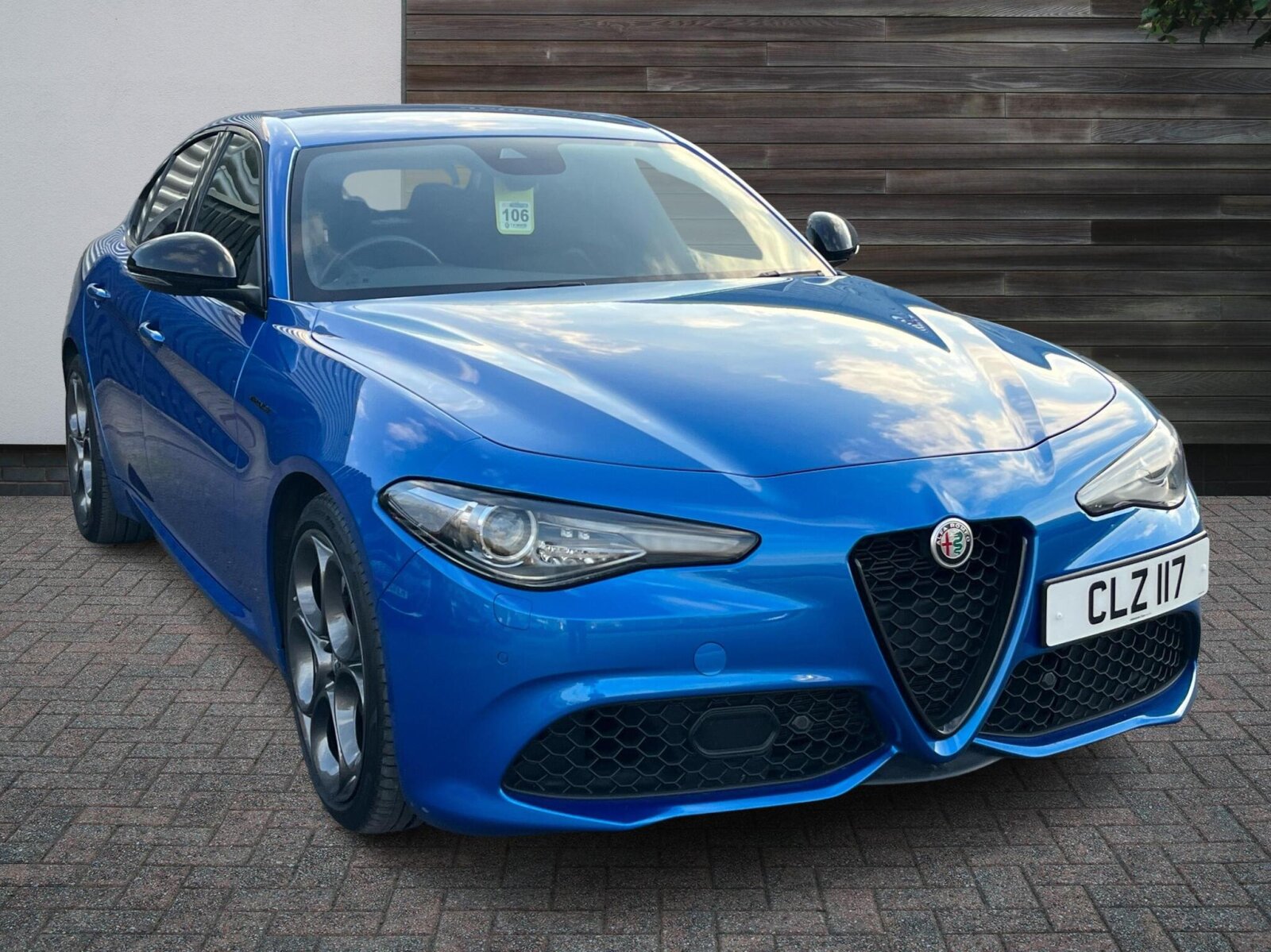 Main listing image - Alfa Romeo Giulia