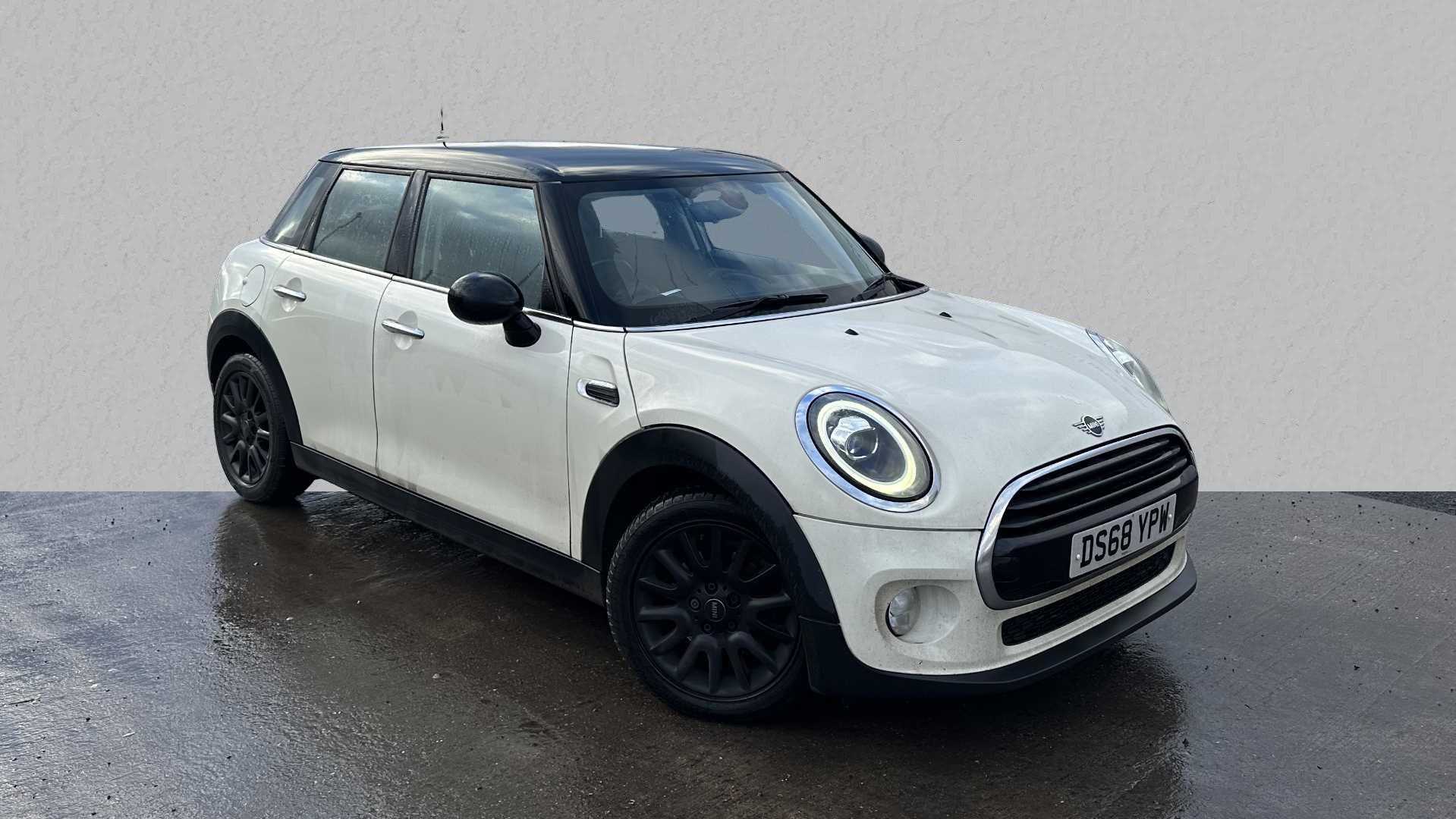 Main listing image - MINI Hatchback 5dr