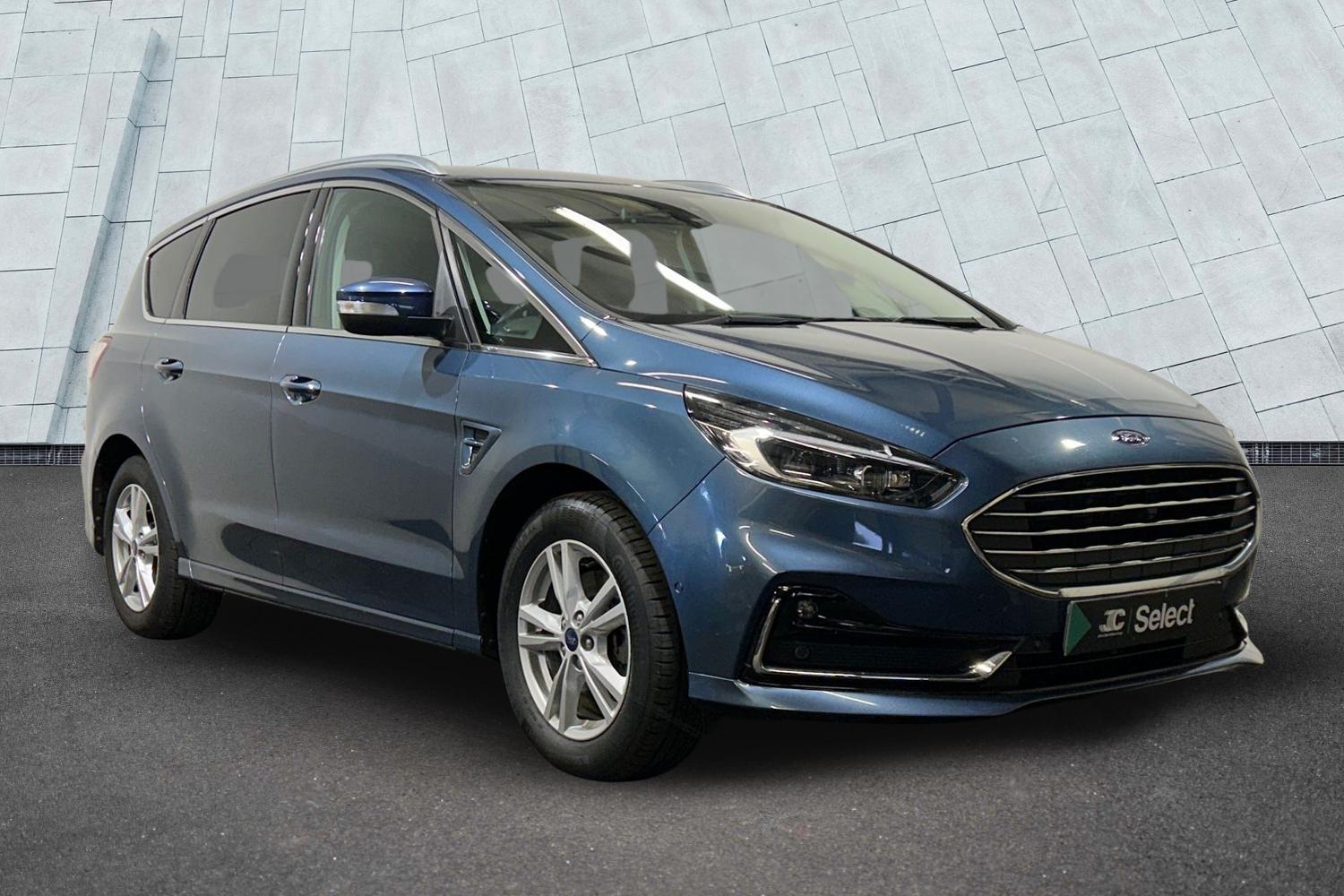 Main listing image - Ford S-MAX