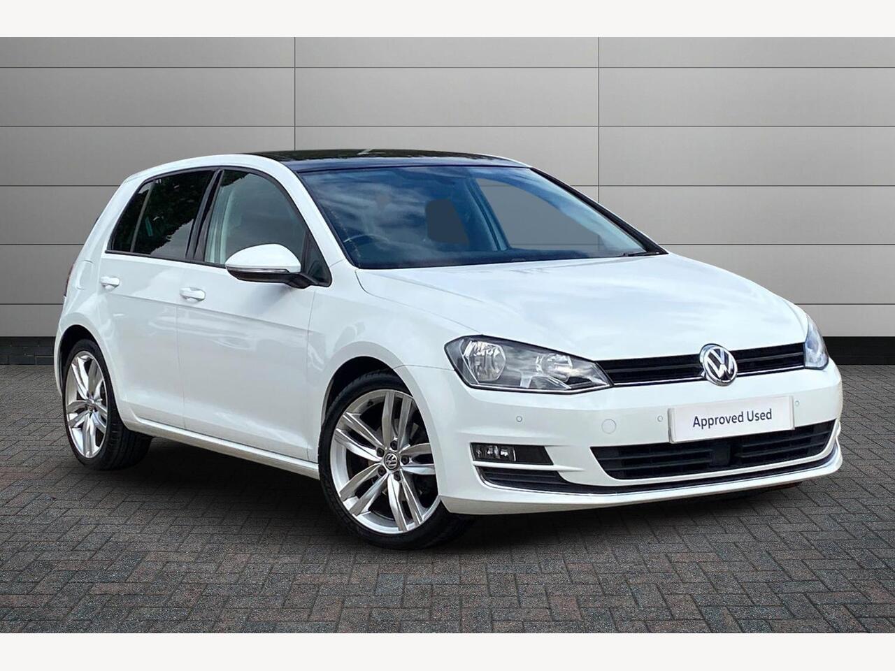 Main listing image - Volkswagen Golf