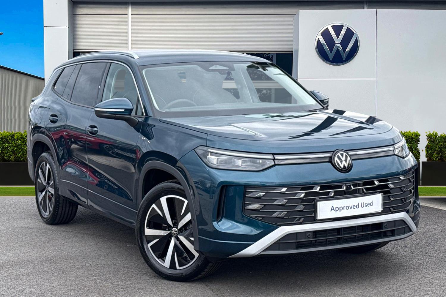 Main listing image - Volkswagen Tayron