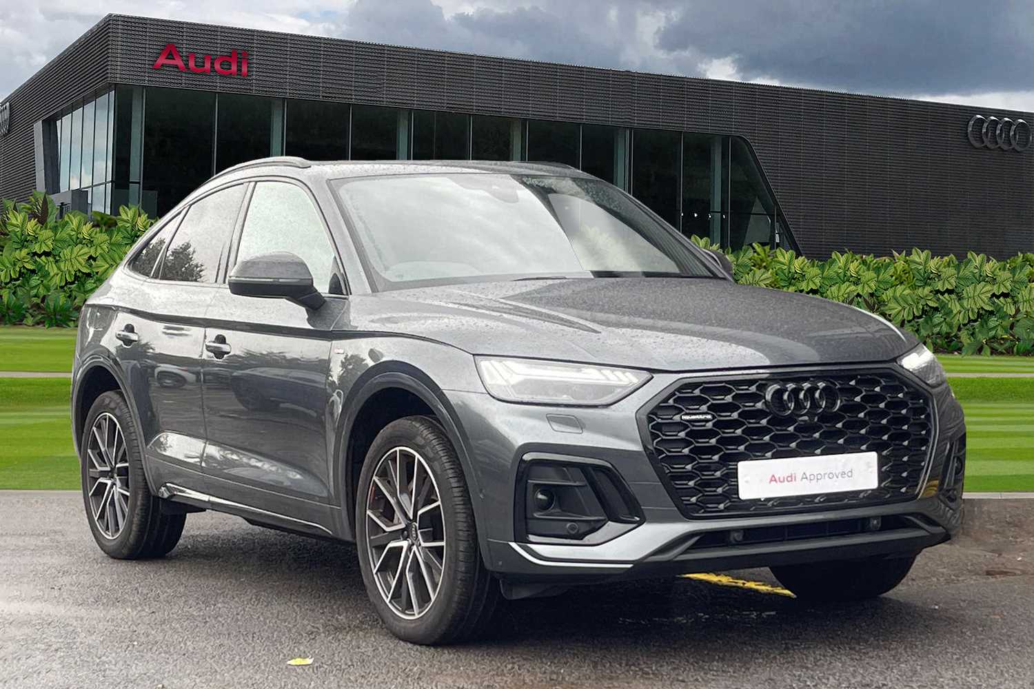 Main listing image - Audi Q5 Sportback