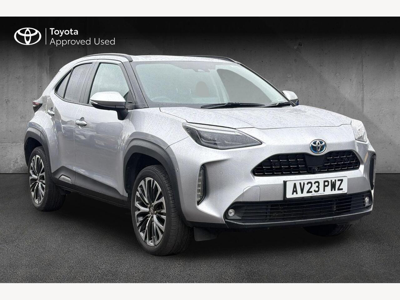 Main listing image - Toyota Yaris Cross