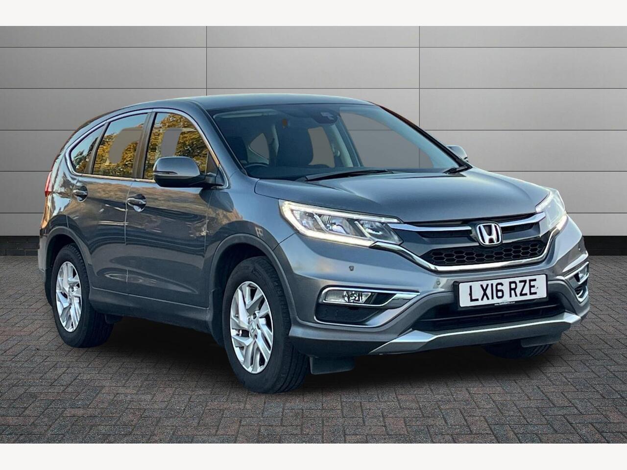 Main listing image - Honda CR-V