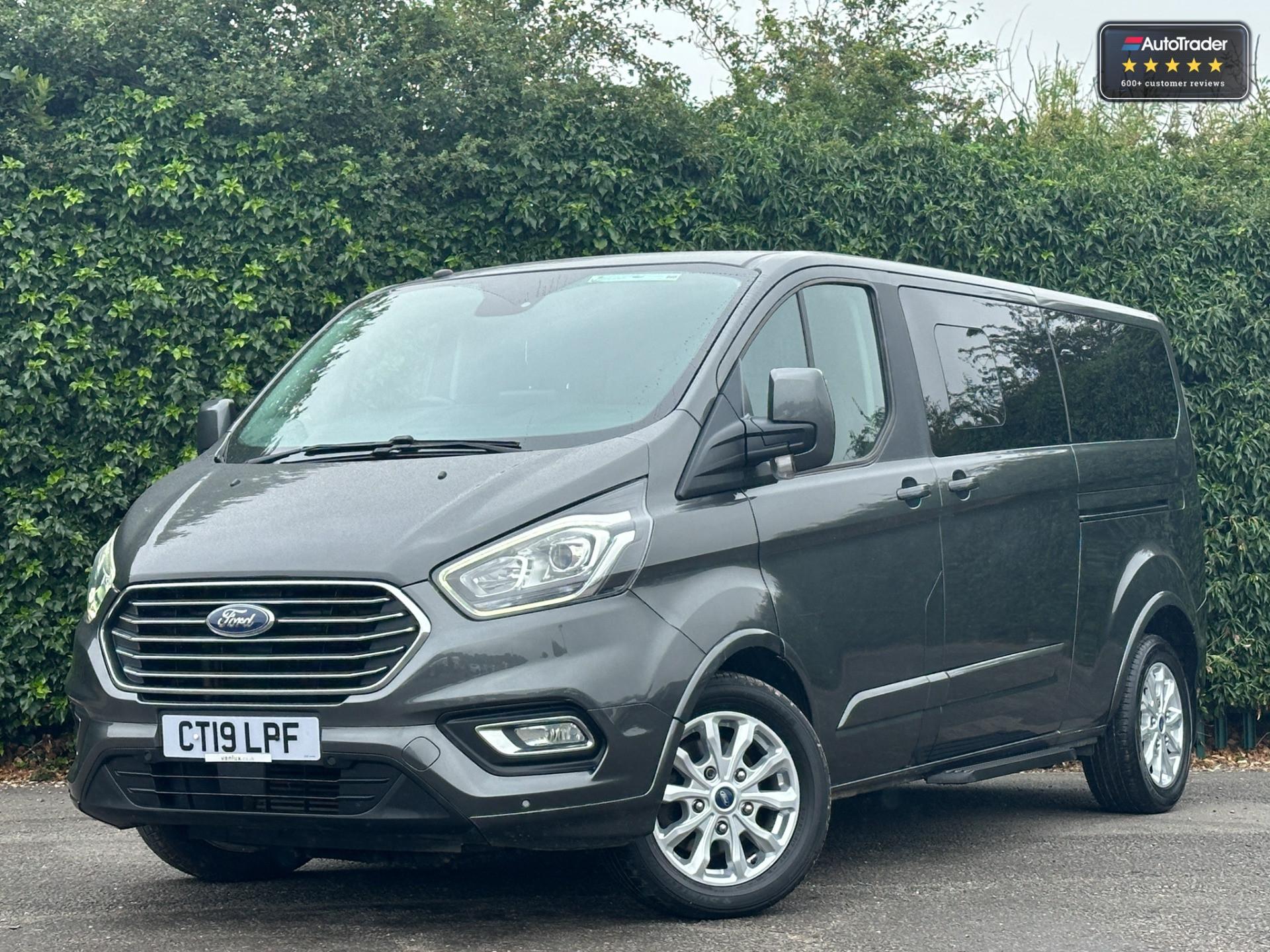 Main listing image - Ford Tourneo Custom