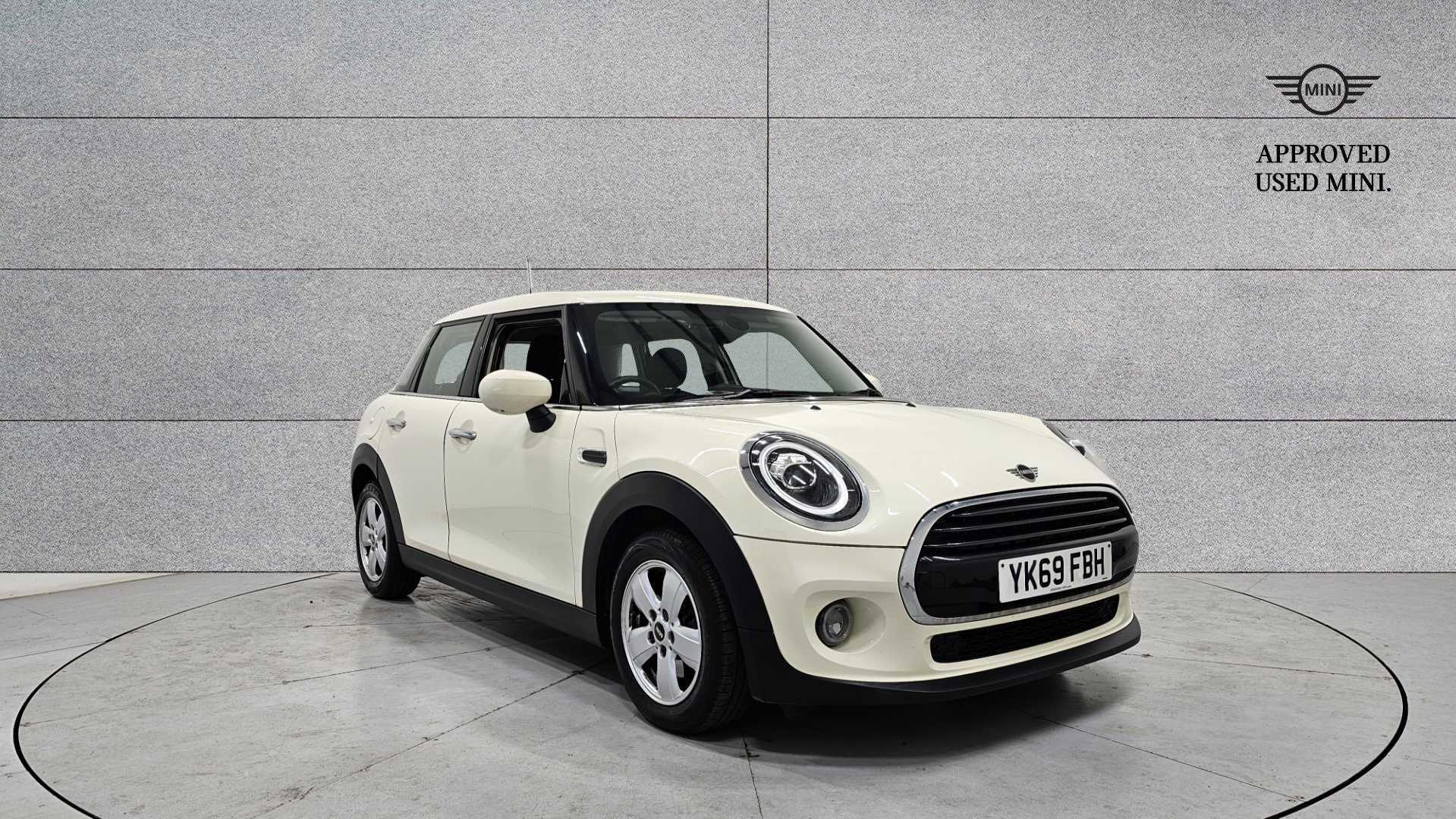 Main listing image - MINI Hatchback 5dr