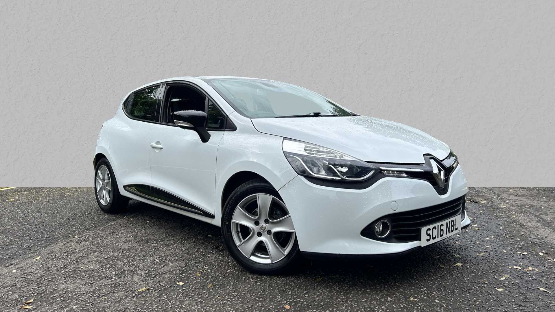 Main listing image - Renault Clio