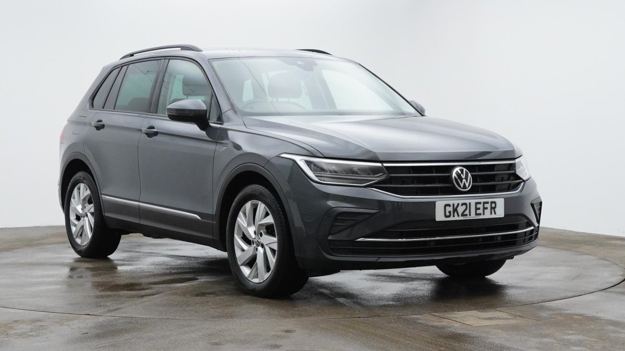 Main listing image - Volkswagen Tiguan