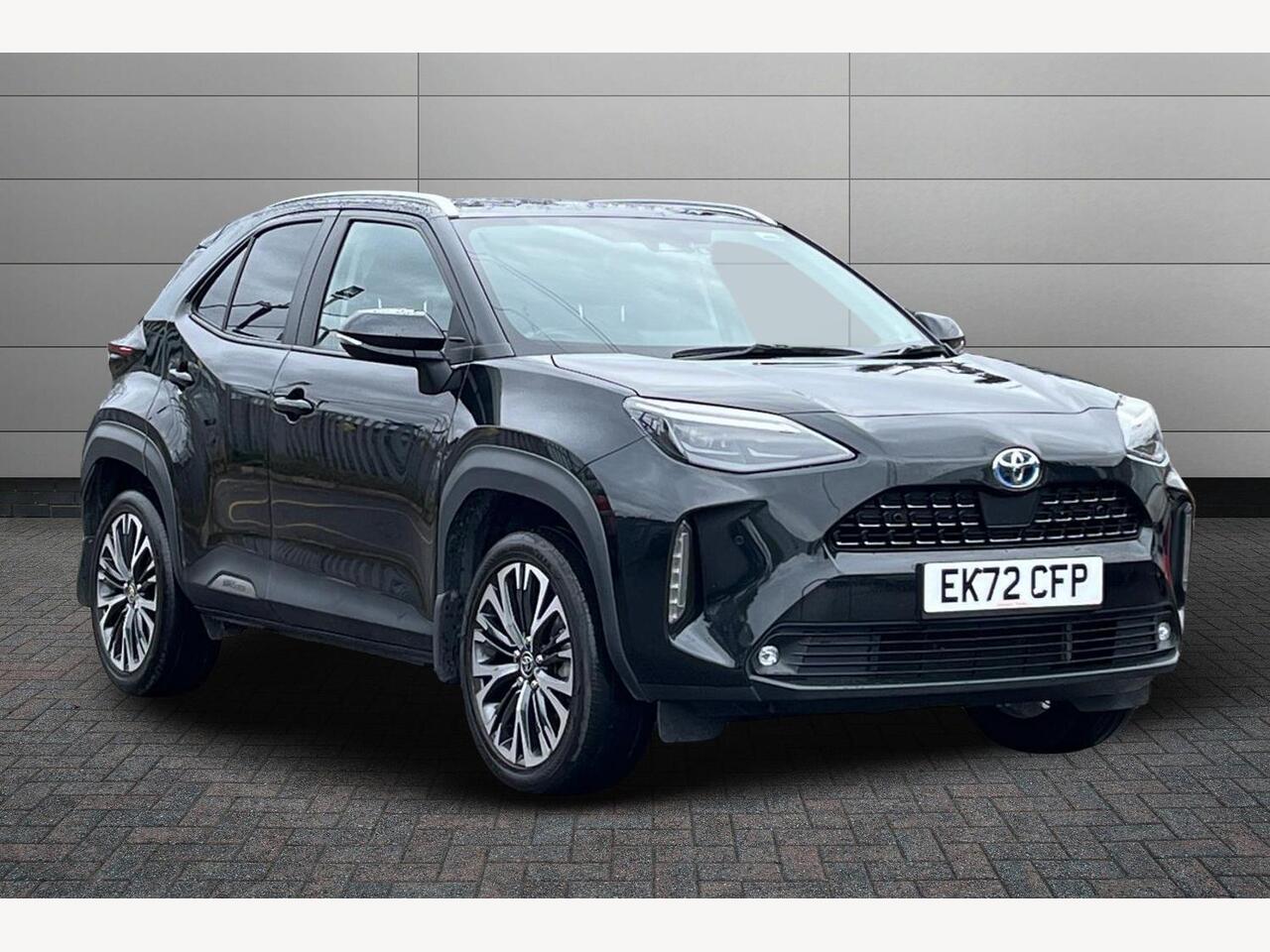 Main listing image - Toyota Yaris Cross