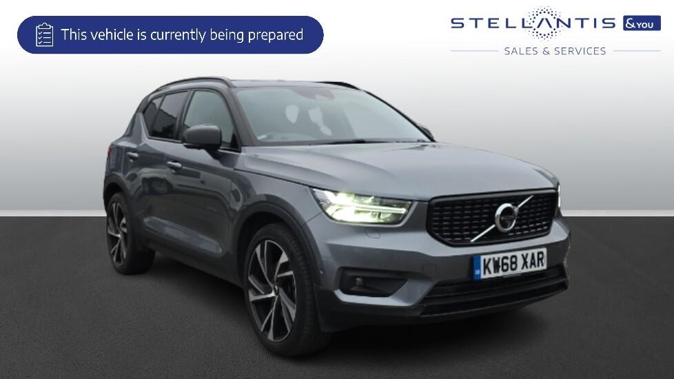 Main listing image - Volvo XC40