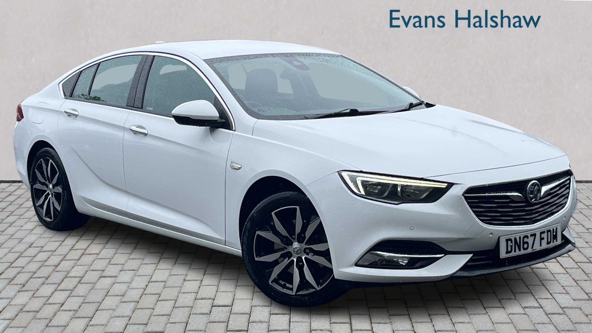 Main listing image - Vauxhall Insignia