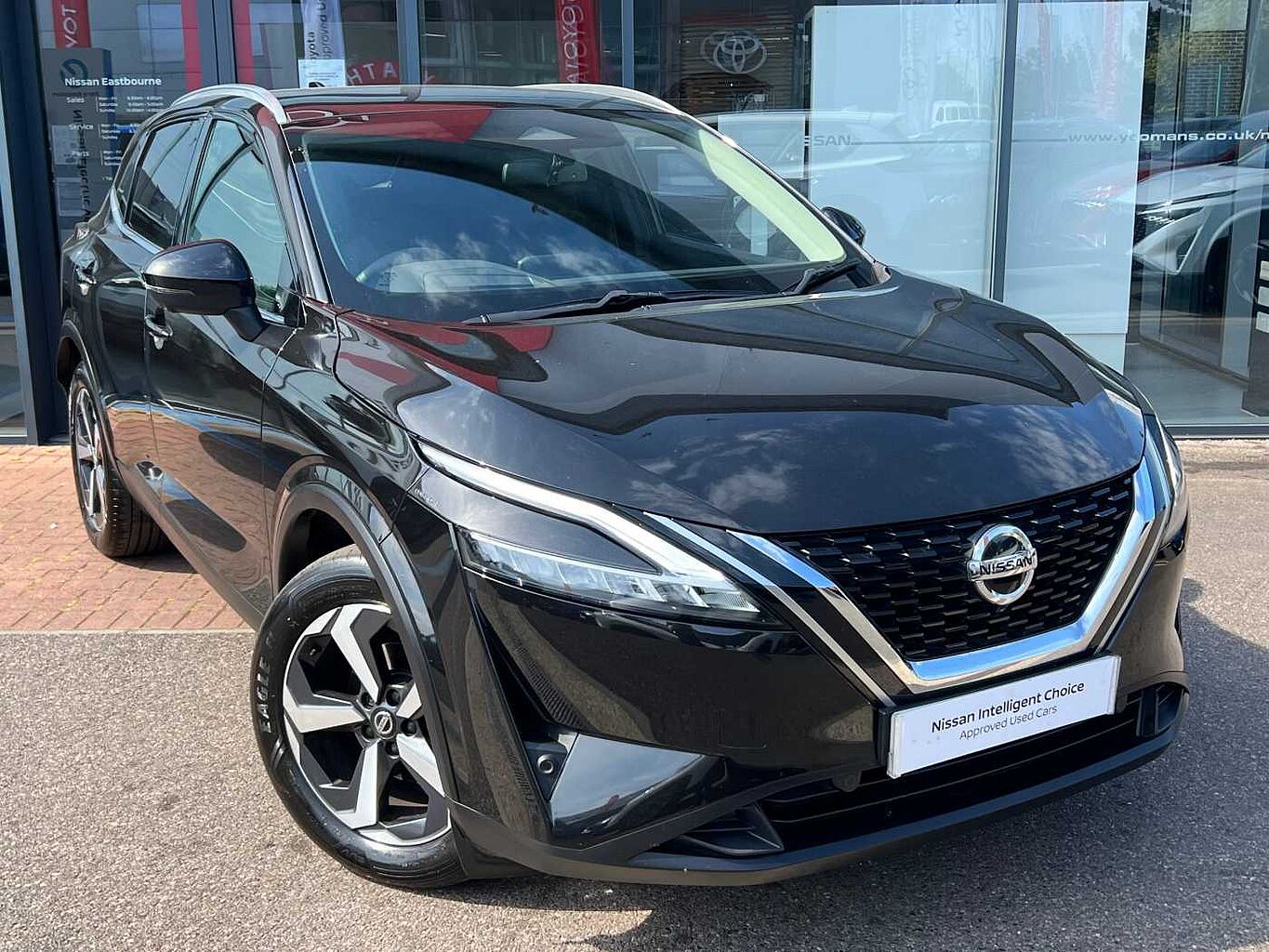 Main listing image - Nissan Qashqai